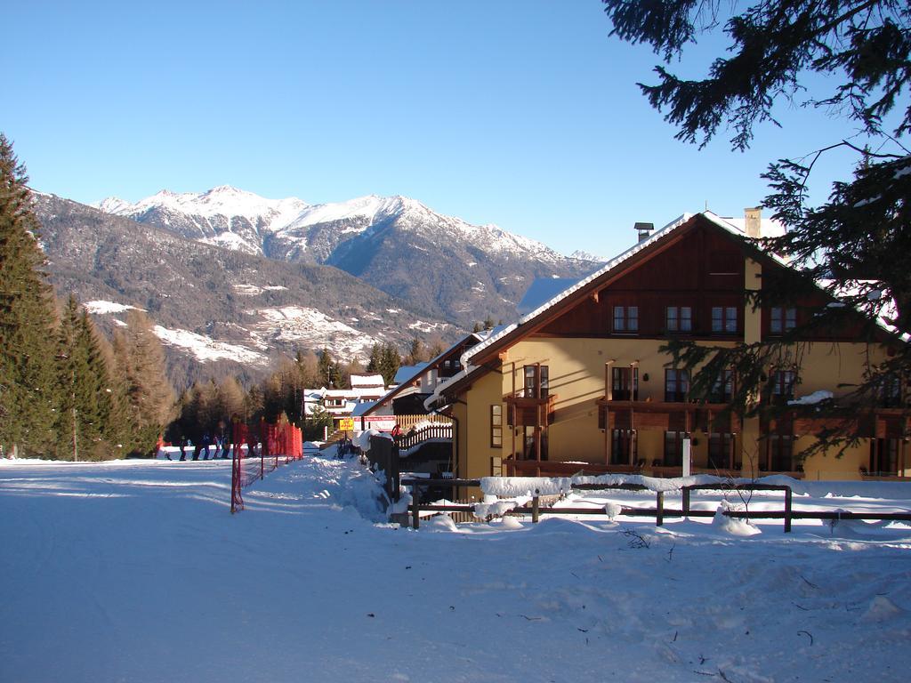 Nevesole Folgarida Resort Aparthotel Luaran gambar
