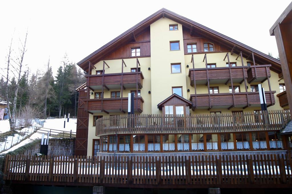Nevesole Folgarida Resort Aparthotel Luaran gambar