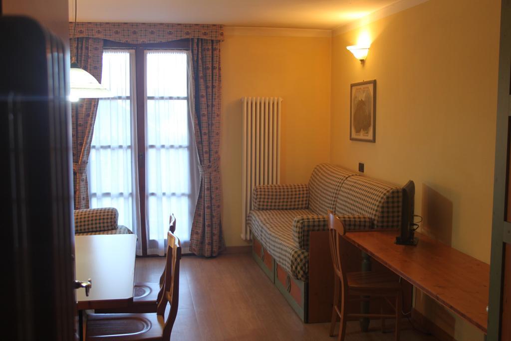 Nevesole Folgarida Resort Aparthotel Luaran gambar