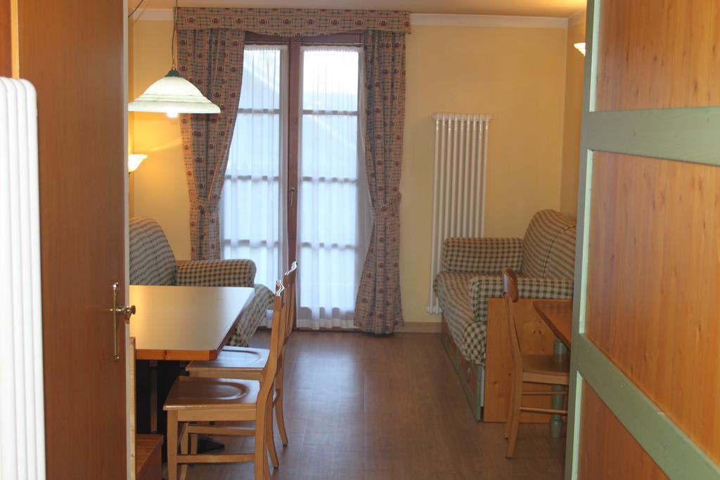 Nevesole Folgarida Resort Aparthotel Luaran gambar