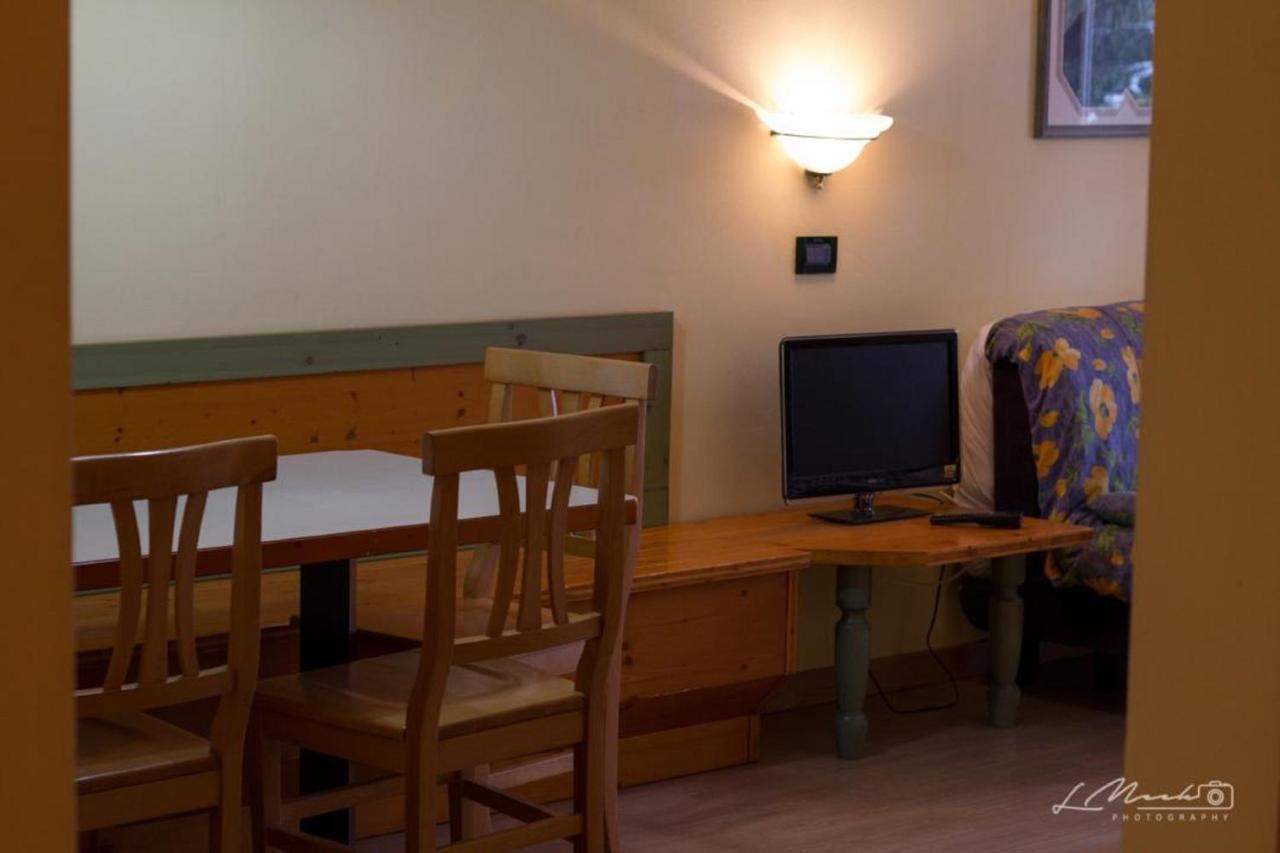 Nevesole Folgarida Resort Aparthotel Luaran gambar